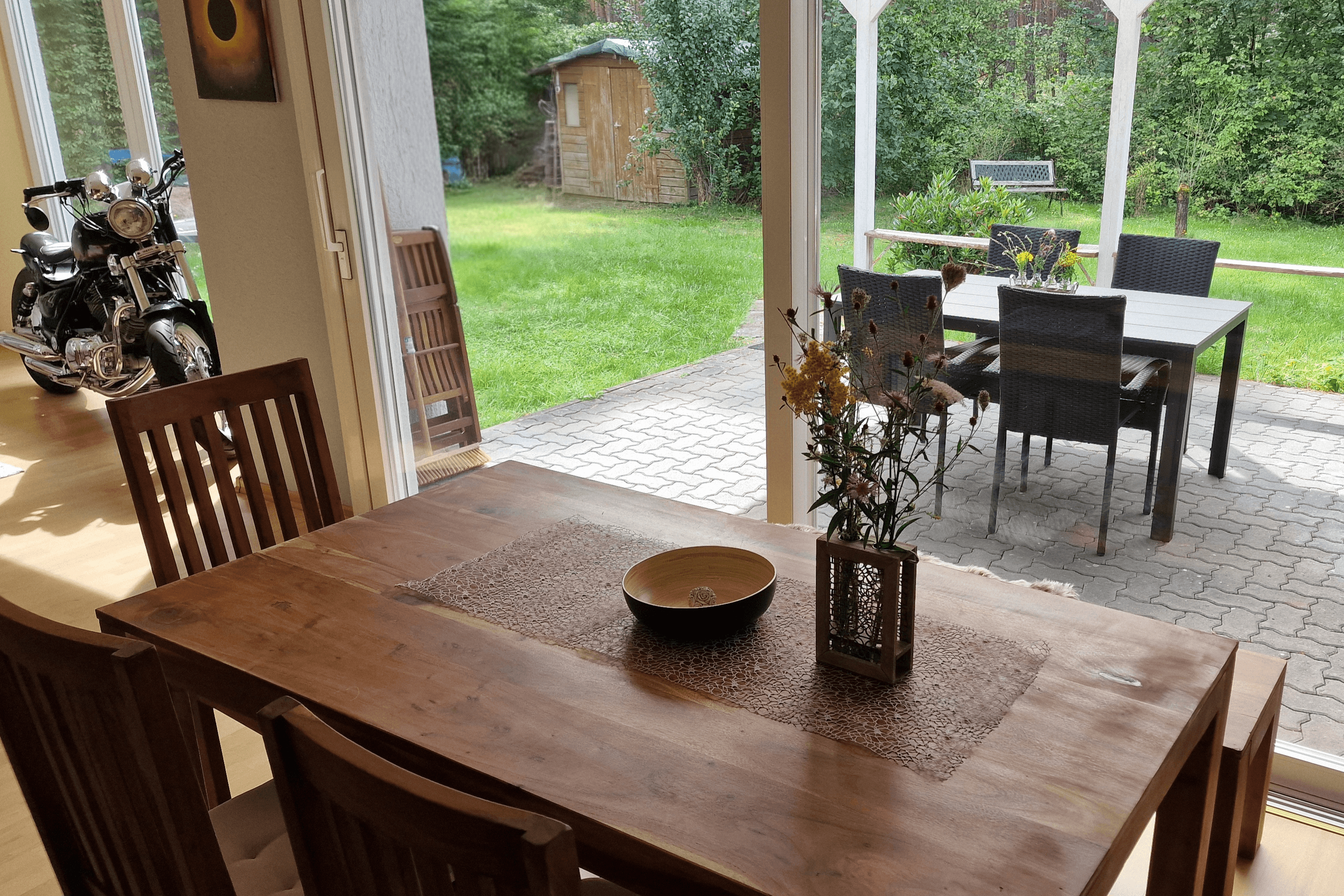 Ferienwohnung Allerdings Blick auf die Terrasse in Wietze-Hornbostel