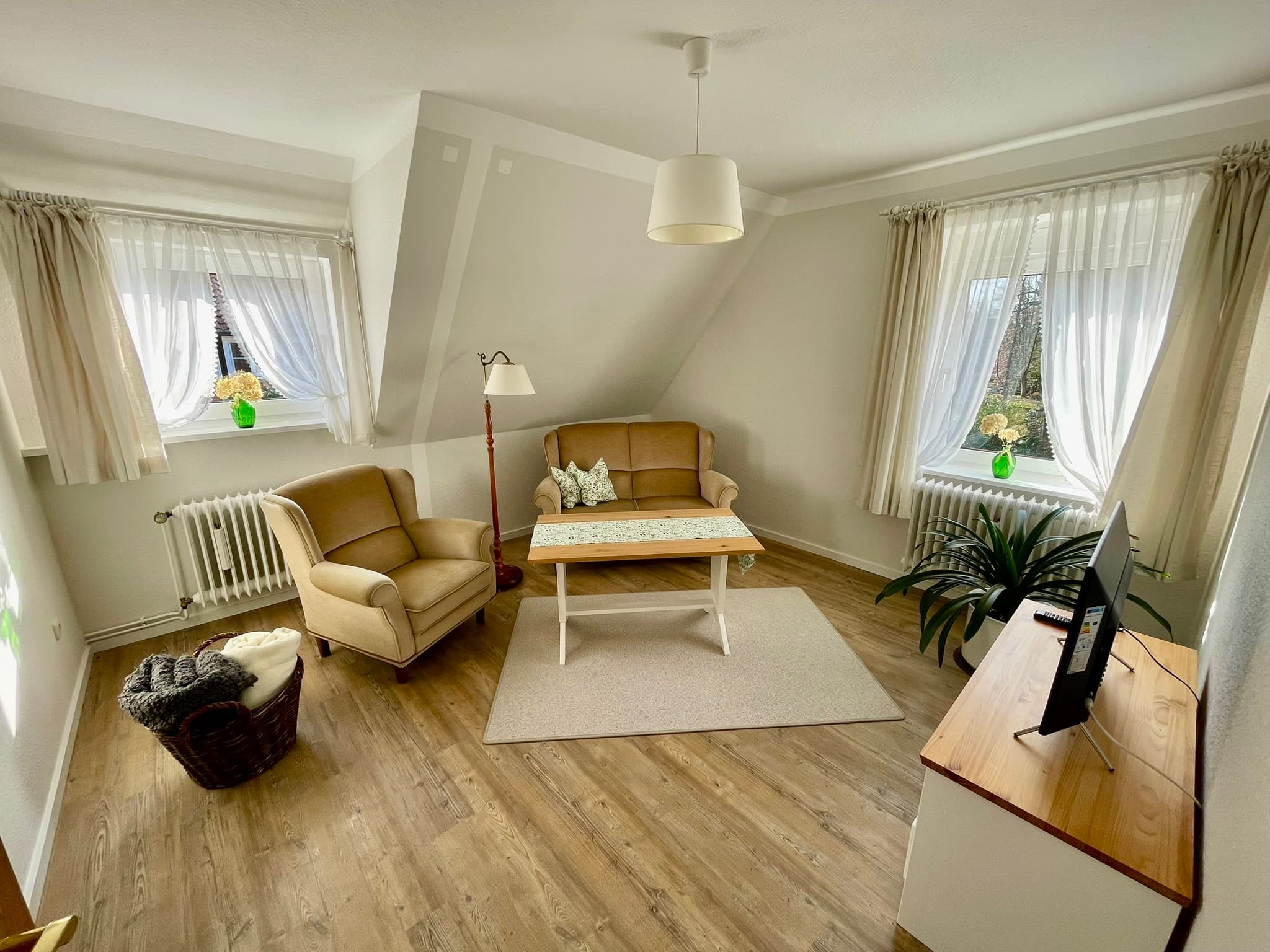 Ferienwohnung Haus Helga Wohnzimmer im Retrolook