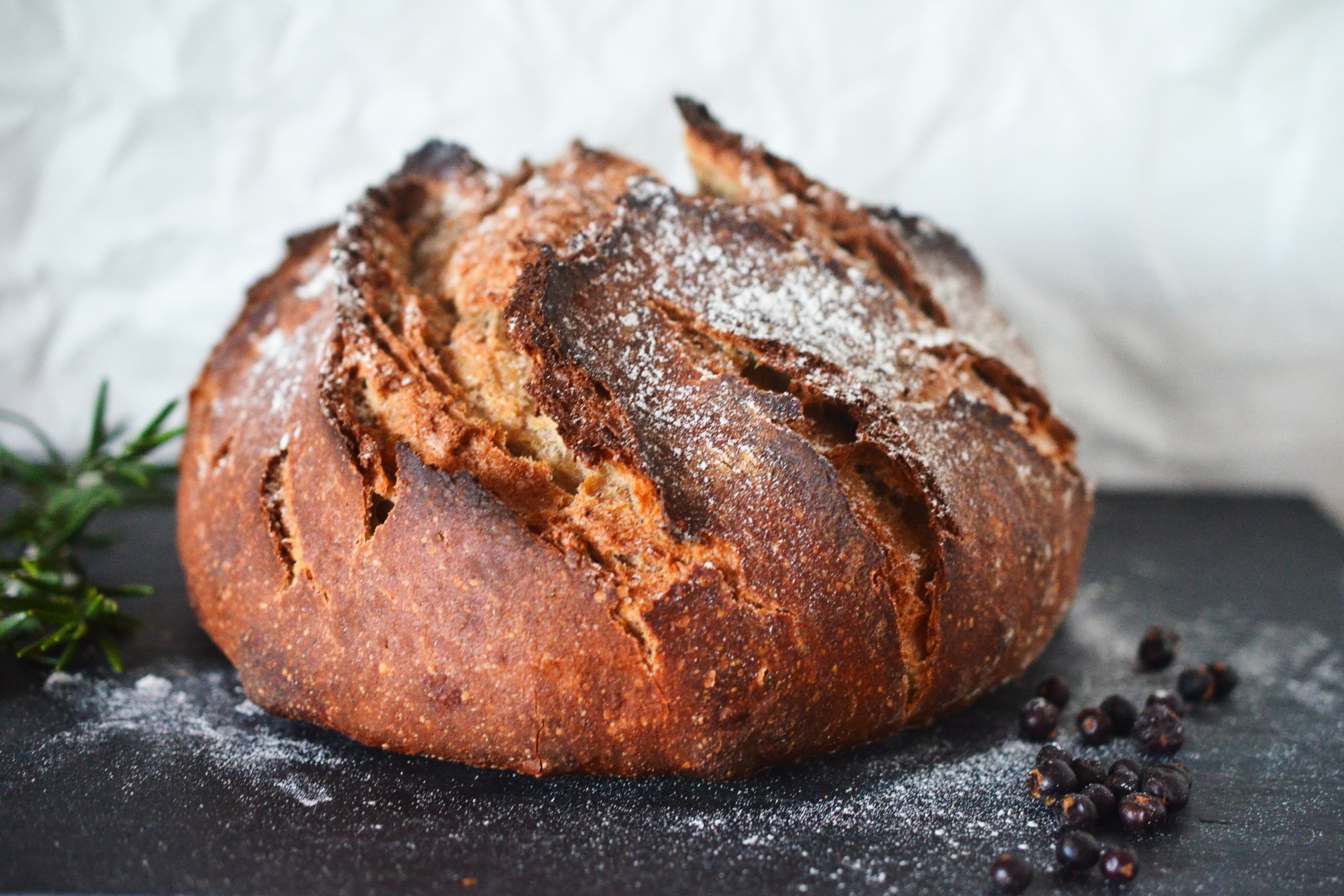 Regionales Wacholderbrot aus der Lüneburger Heide