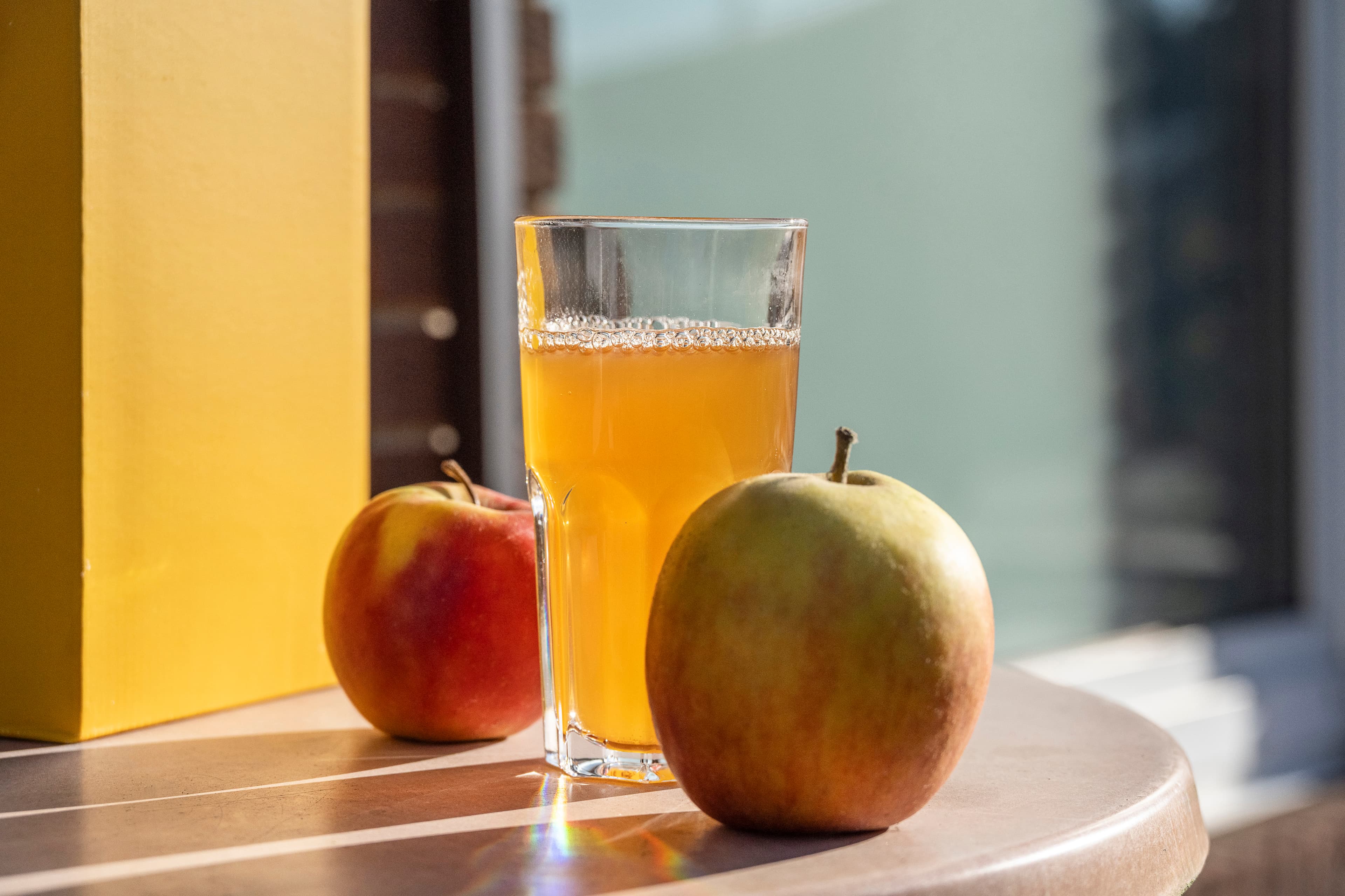 Hof an den Teichen, Apfelsaft frisch gemostet