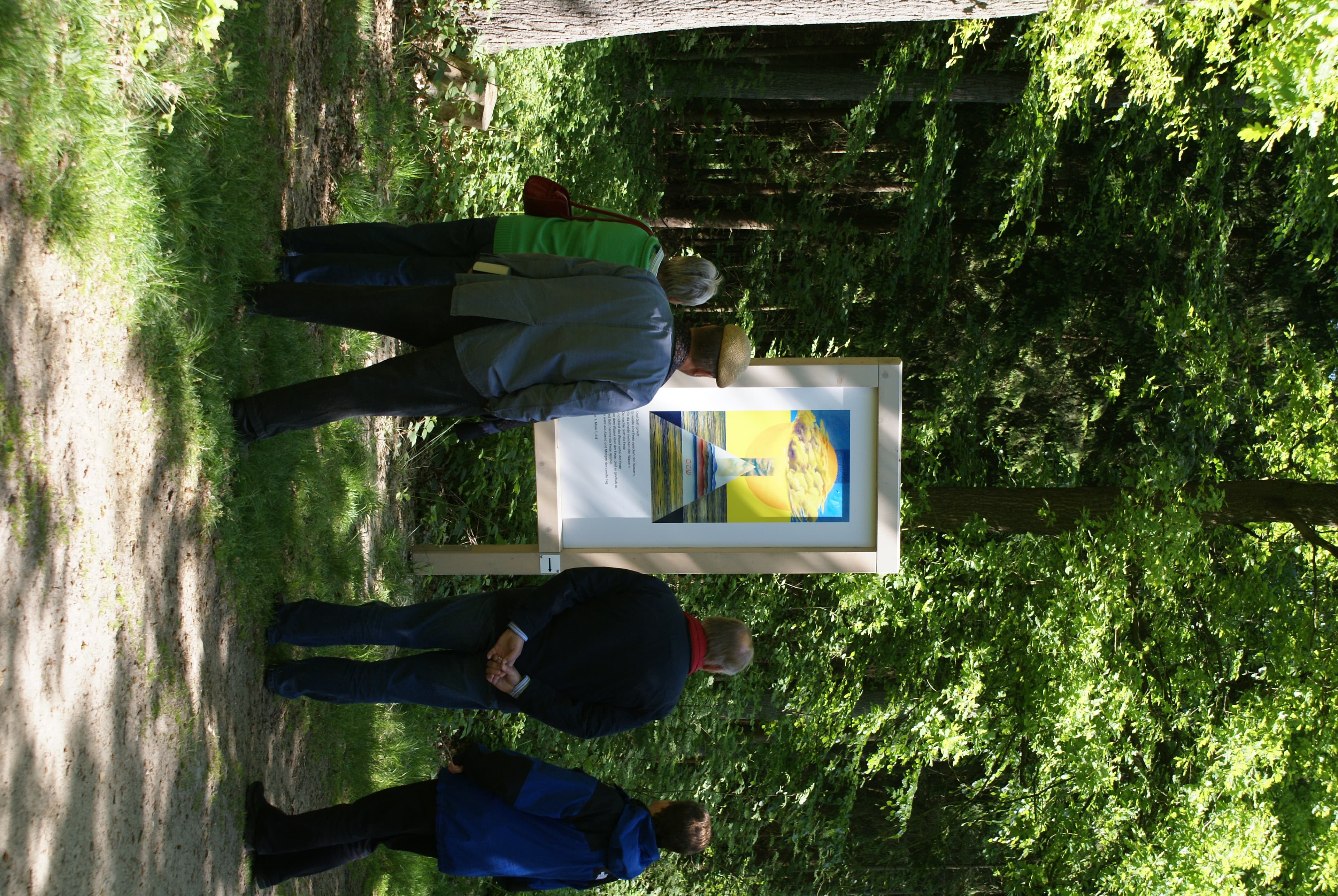 Ein Besinnungsweg mit Bildern zur Schöpfungsgeschichte von Ebstorf nach Melzingen