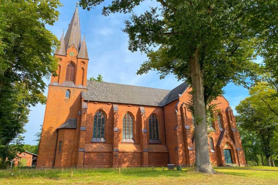 St. Jakobi Kirche, Hanstedt, Aussenansicht