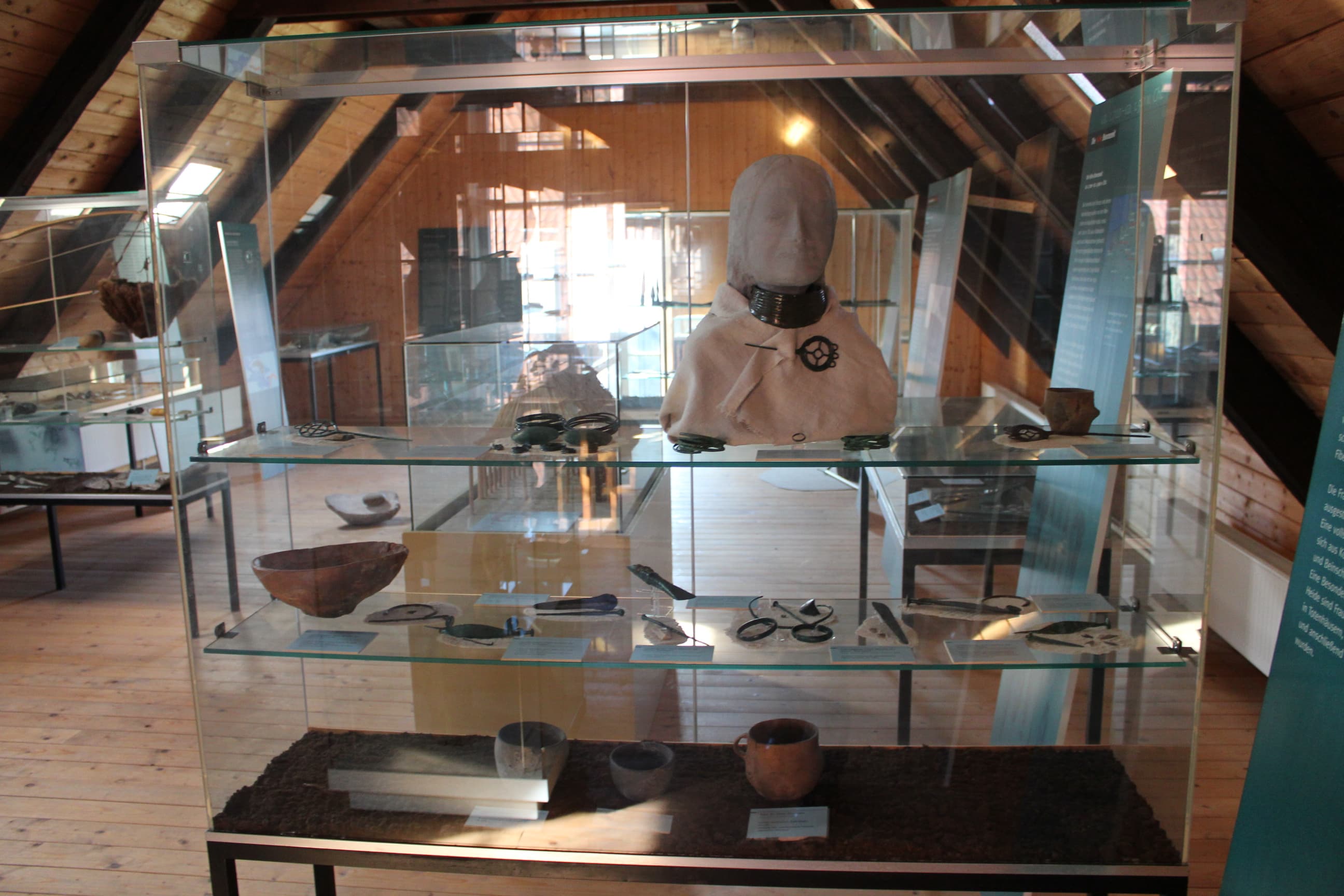 Bronzezeitliche Ausstellung im Museum Römstedthaus in Bergen
