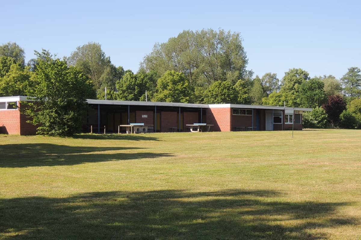 Umkleidekabinen im Strandfreibad in Langlingen