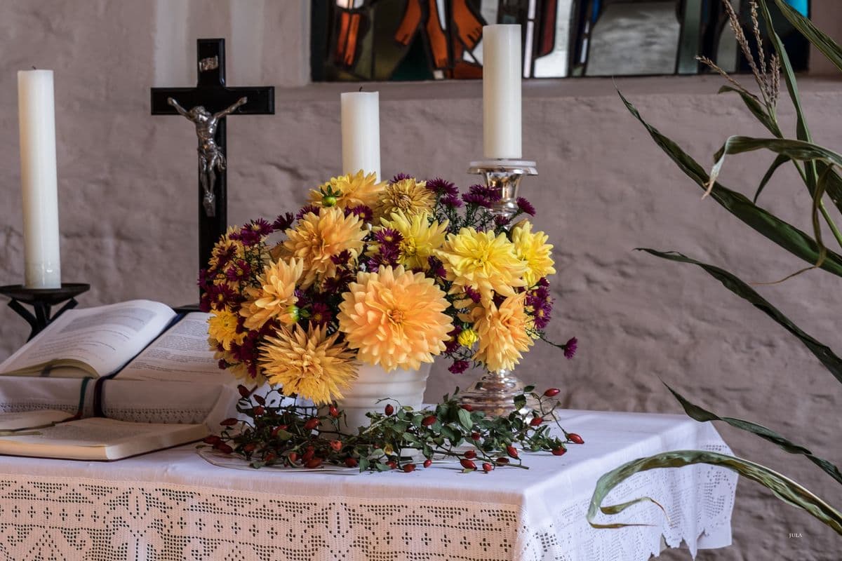 Geschmückter Altar