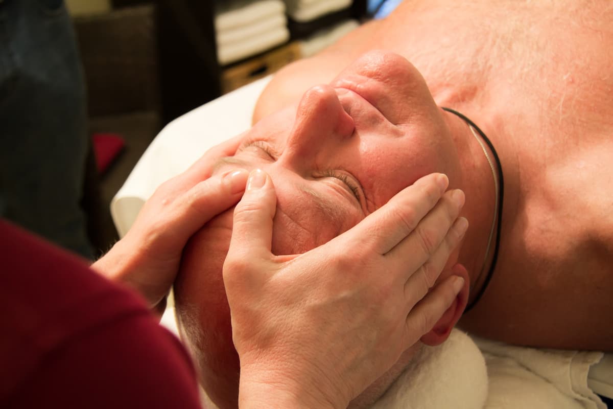 Kopfmassage in der Therme in Bad Bevensen