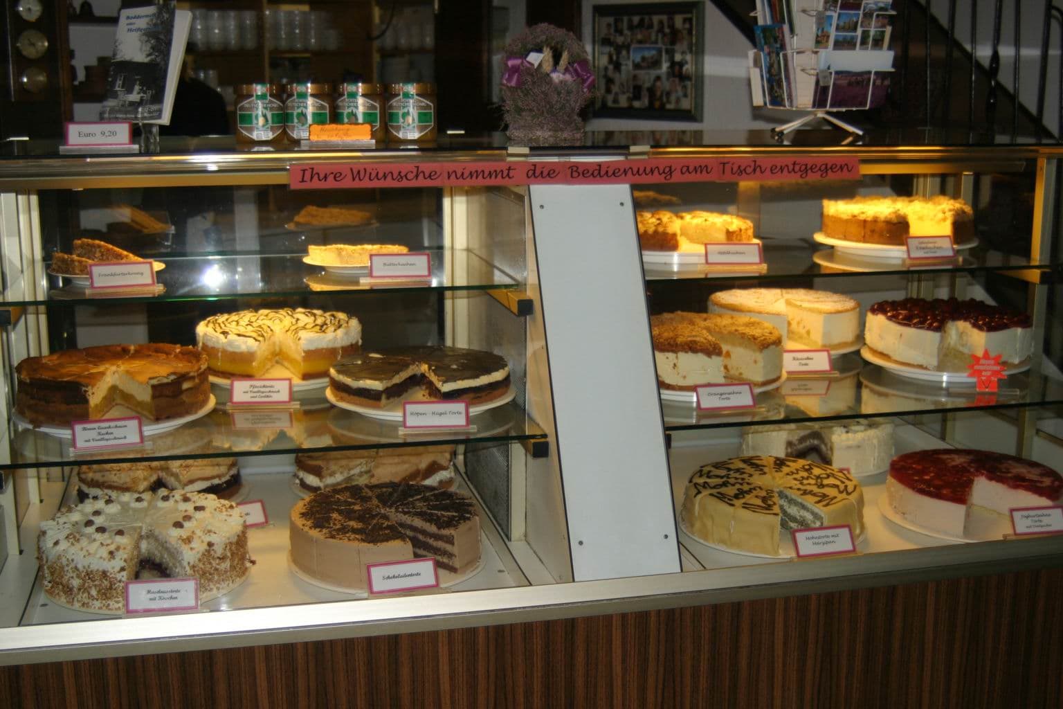 Schneverdingen: Café und Pension "Höpen Idyll"