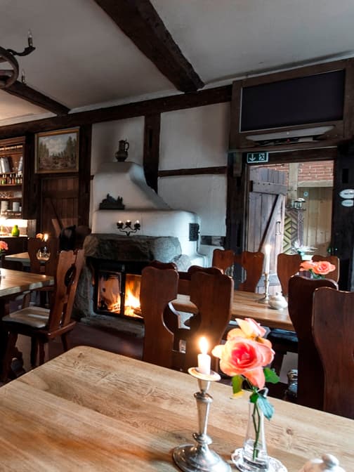 Jesteburg: Dorfkrug am Mühlenteich