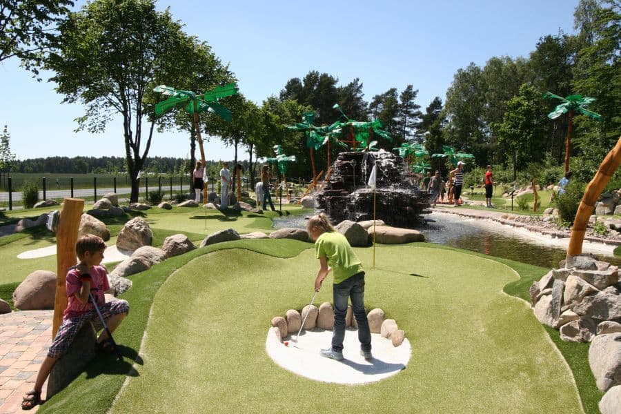 im südsee camp camping kann man dschungel golf spielenyou can play jungle golf at south sea camp campingdu kan spille junglegolf på south sea camp campingje kunt jungle golf spelen op south sea camping