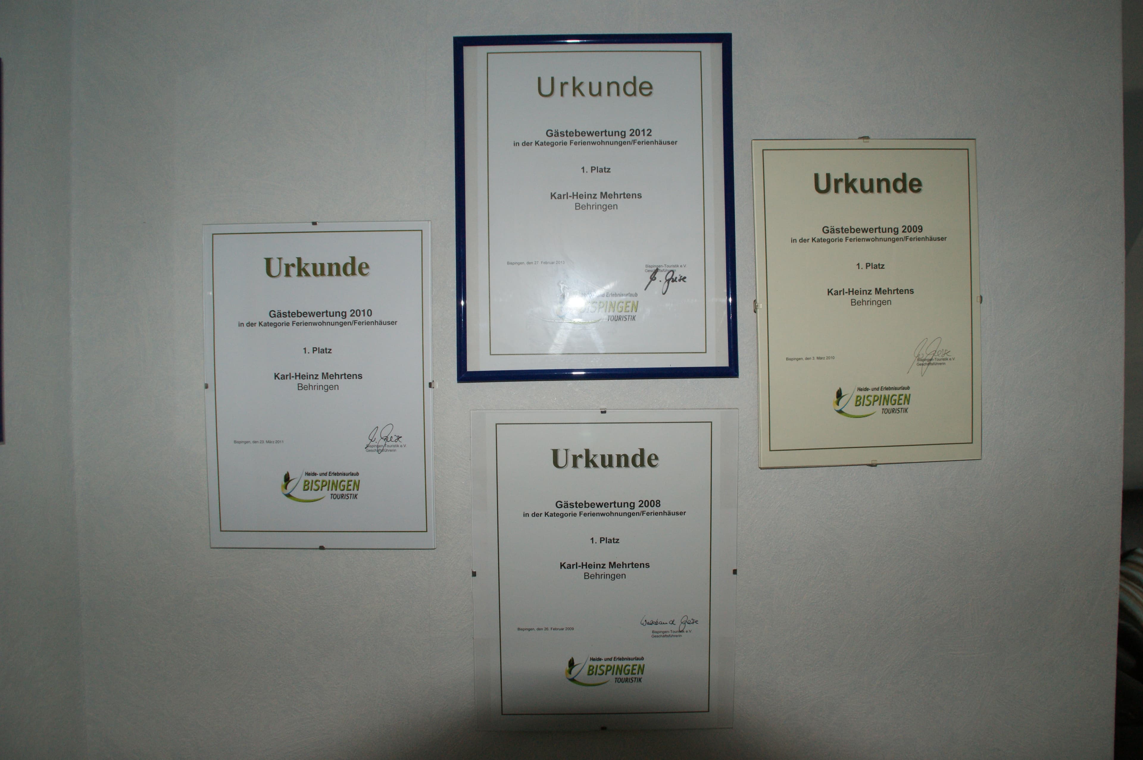 Urkunden in der Ferienwohnung Mehrtens in Bispingen