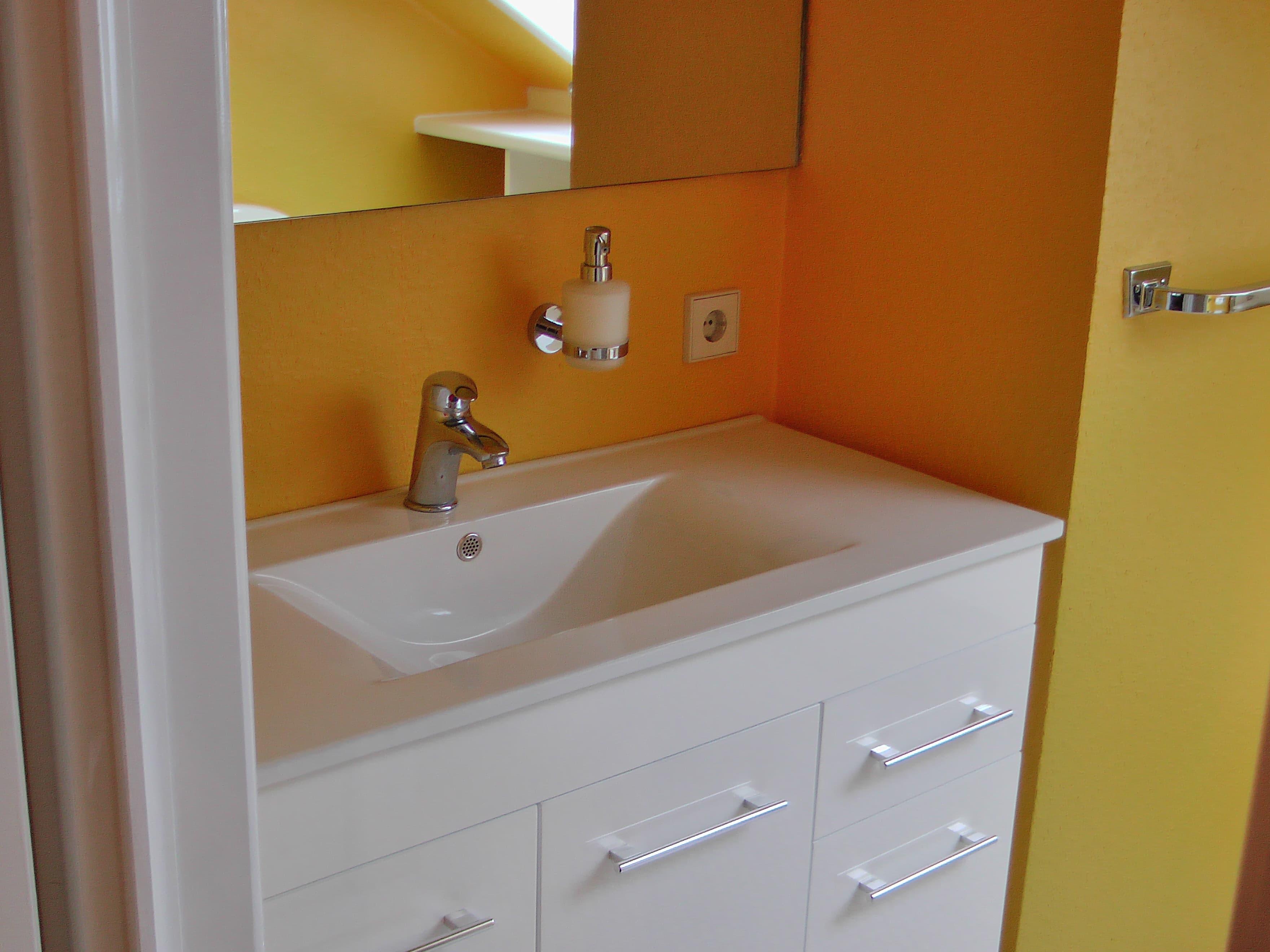 Waschtisch in dem Apartement 1 des Apartementhaus Grieger in Bad Bevensen