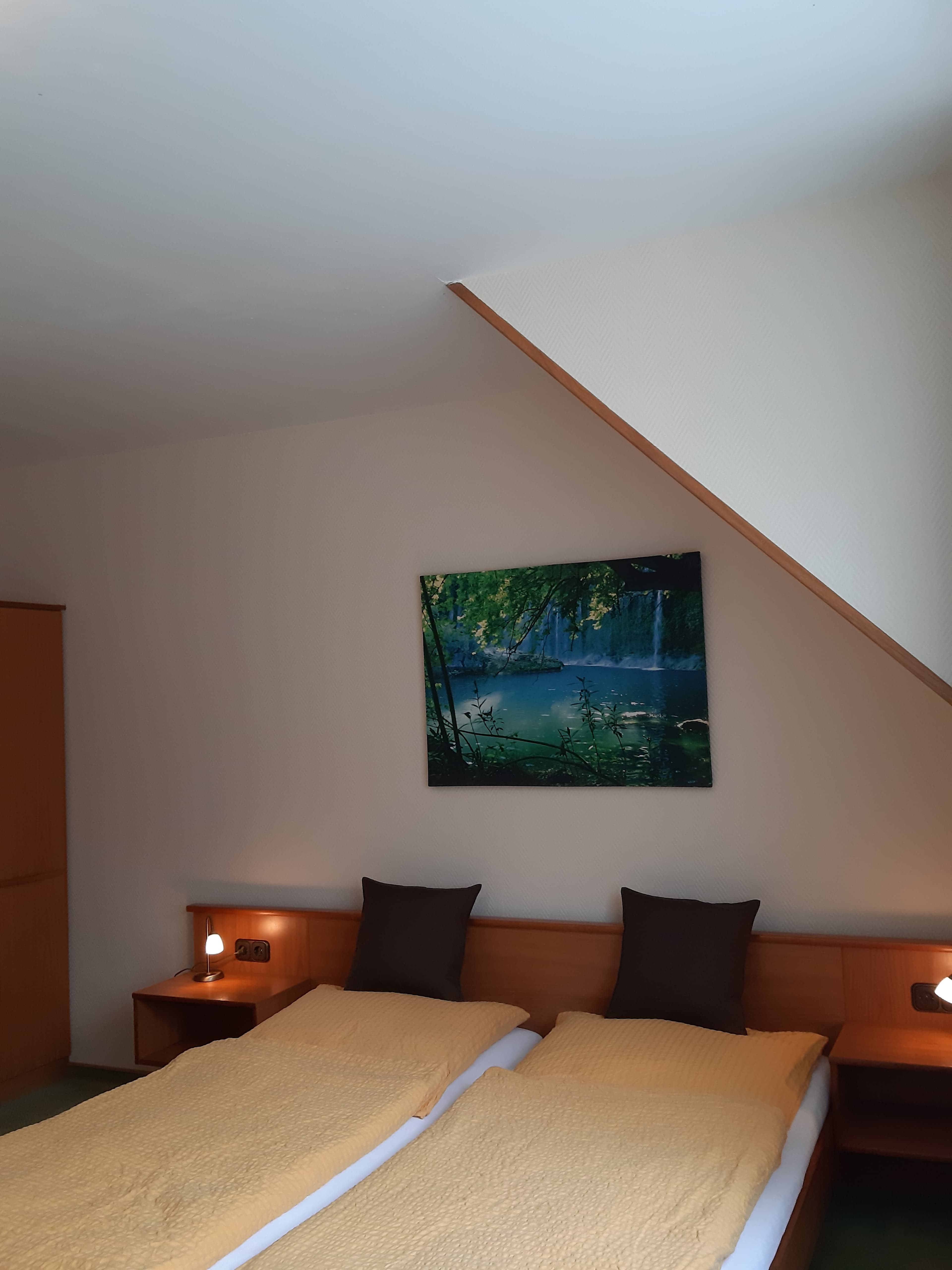 Zimmer 2 in der Gasthaus-Pension "Im Rehwinkel" in Soltau