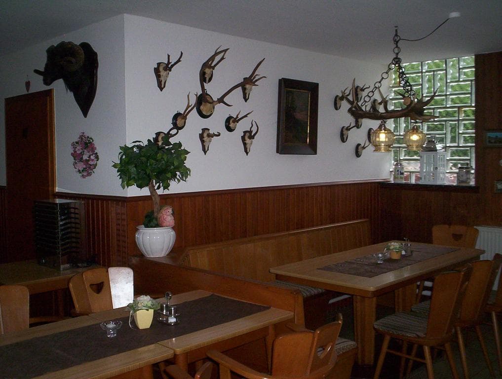 Restaurant in der Gasthaus-Pension "Im Rehwinkel" in Soltau