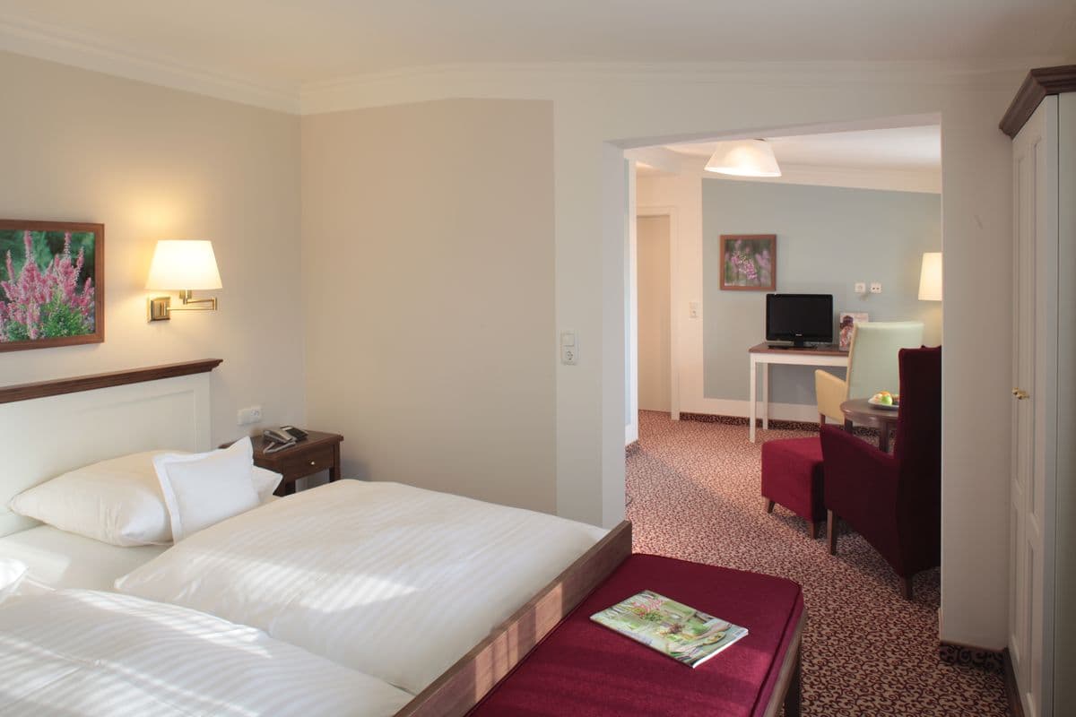 geräumige Junior SuiteSpacious Junior SuiteRummelig juniorsuiteRuime Junior Suite