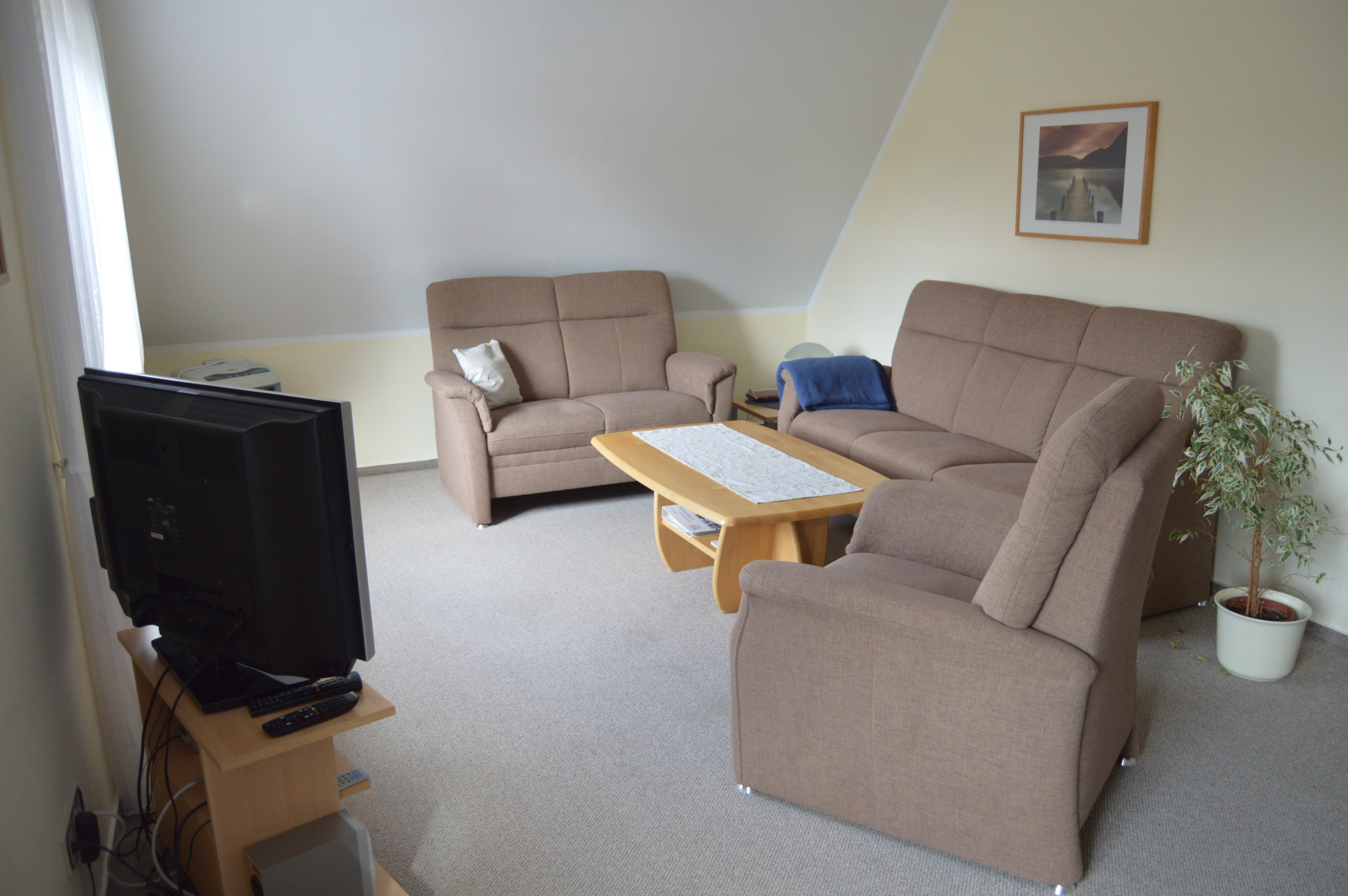 Das Wohnzimmer in der Ferienwohnung Heidegeist in Neuenkirchen