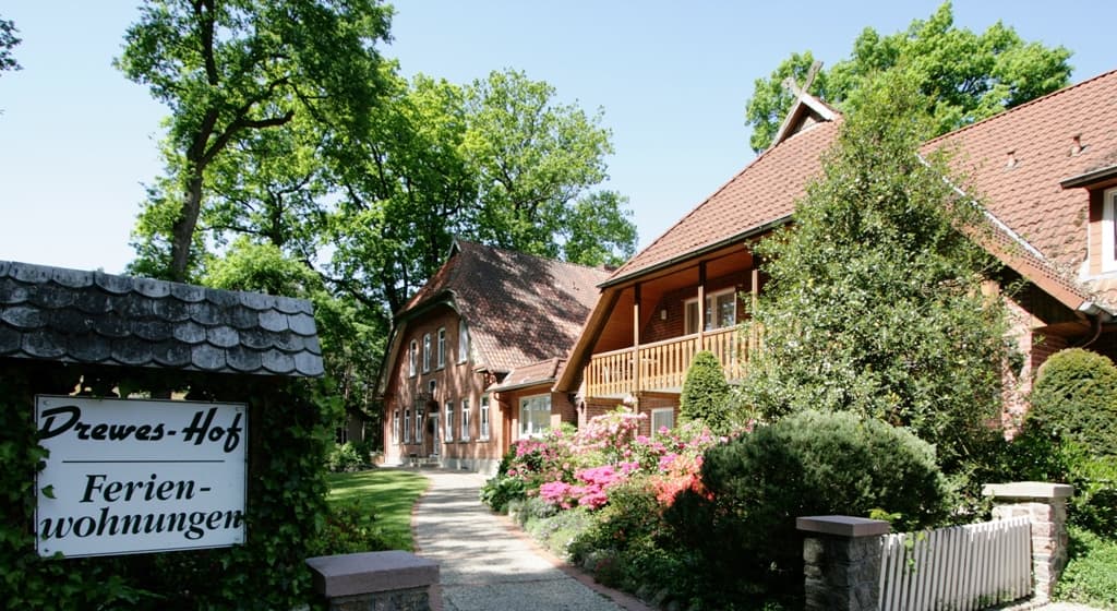 Eingangsbereich drewes hofEntrance area drewes hofIndgangsområde drewes hofIngangsgebied hof