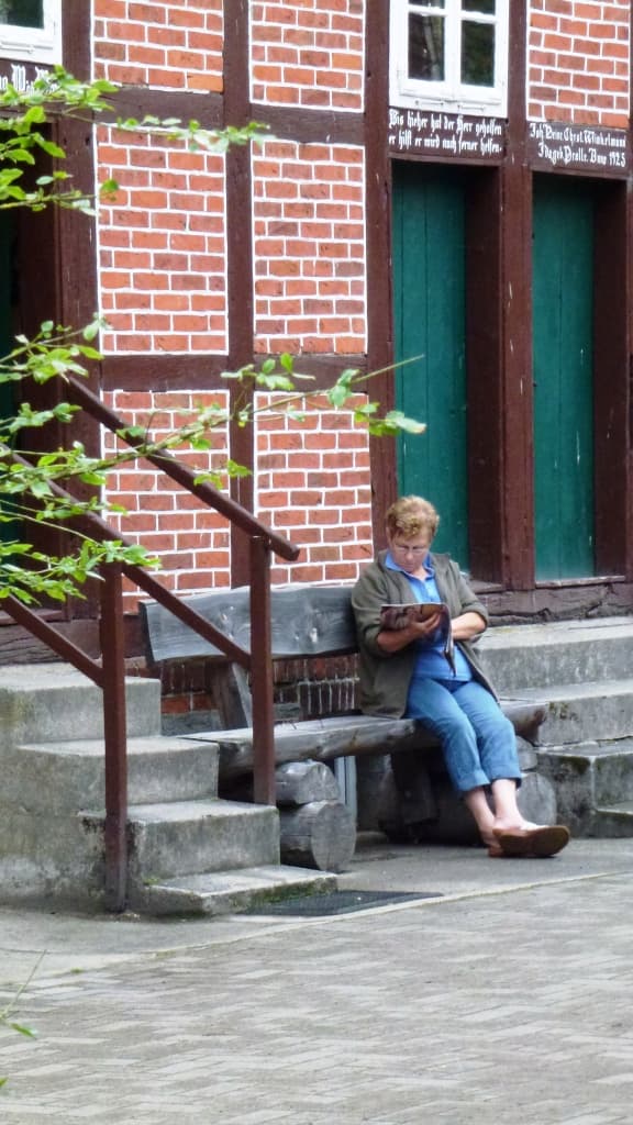 Viele Ecken auf unserem Hof laden zum Ausruhen ein