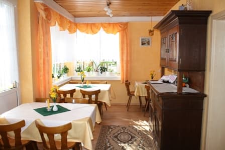 Gasthaus & Pension HEIDEHOF