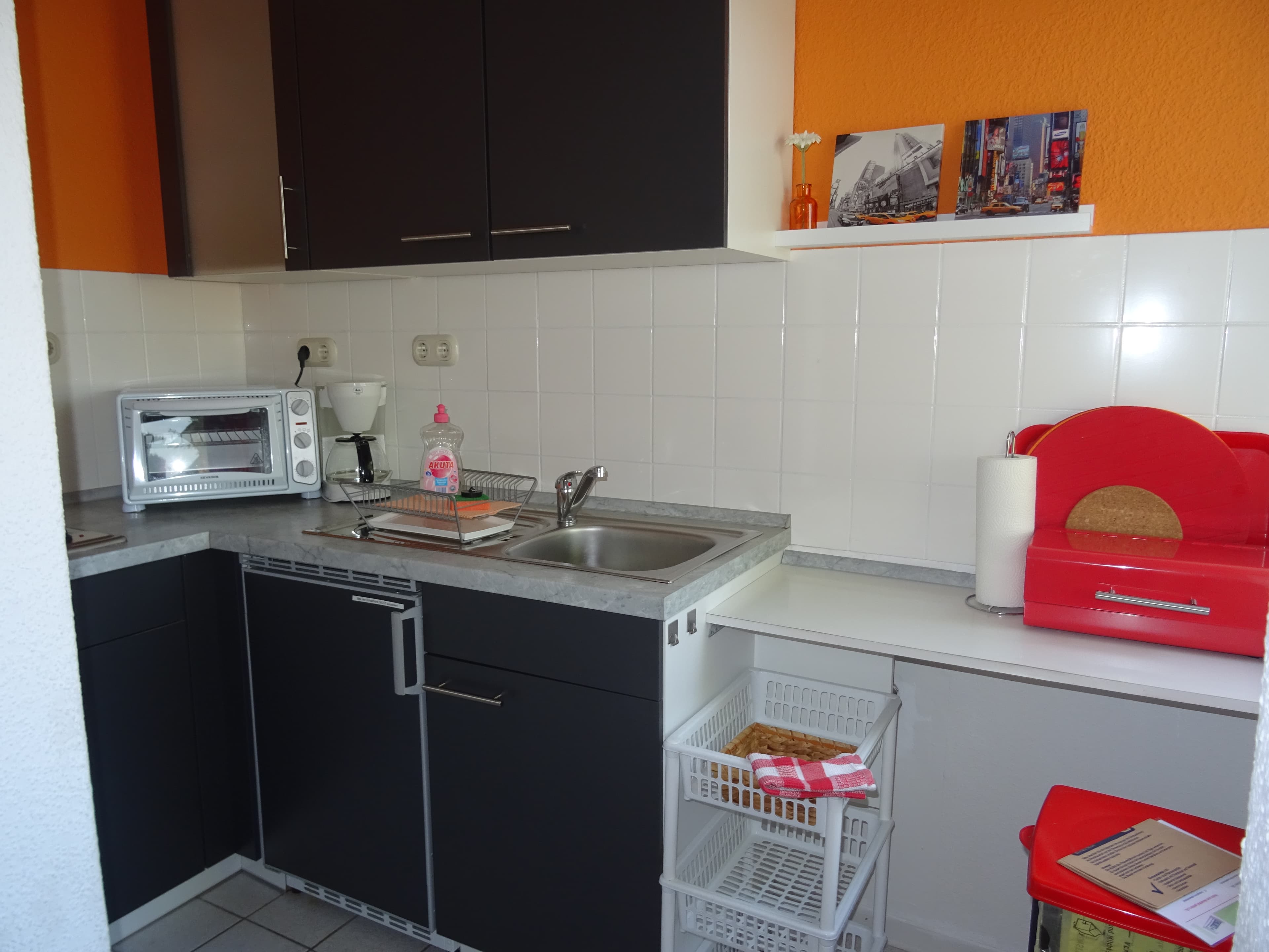 Küchenzeile in dem Apartment 3 des Scharnebecker Gästehauses in Scharnebeck