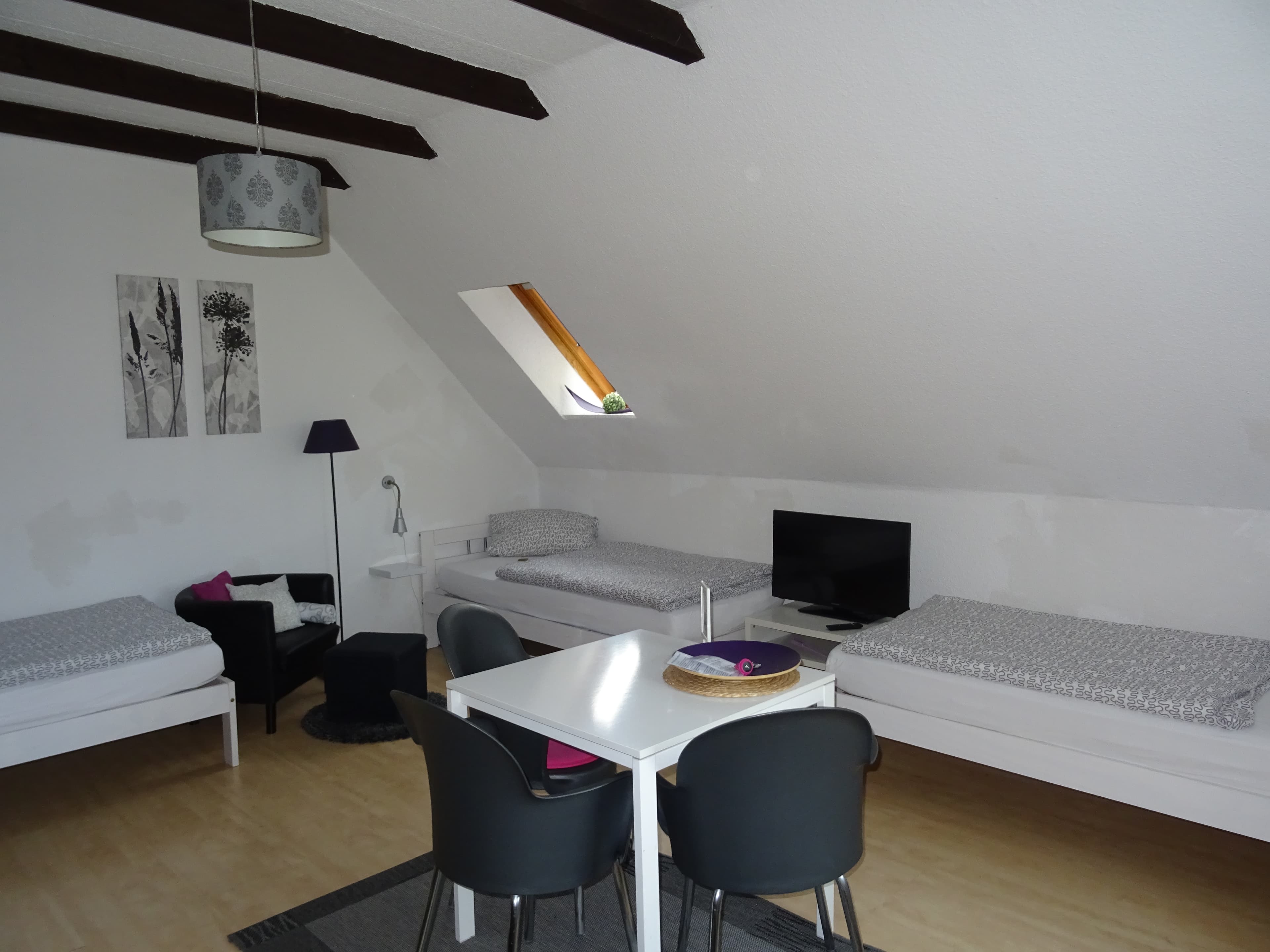 Betten in dem Apartment 4 des Scharnebecker Gästehauses in Scharnebeck