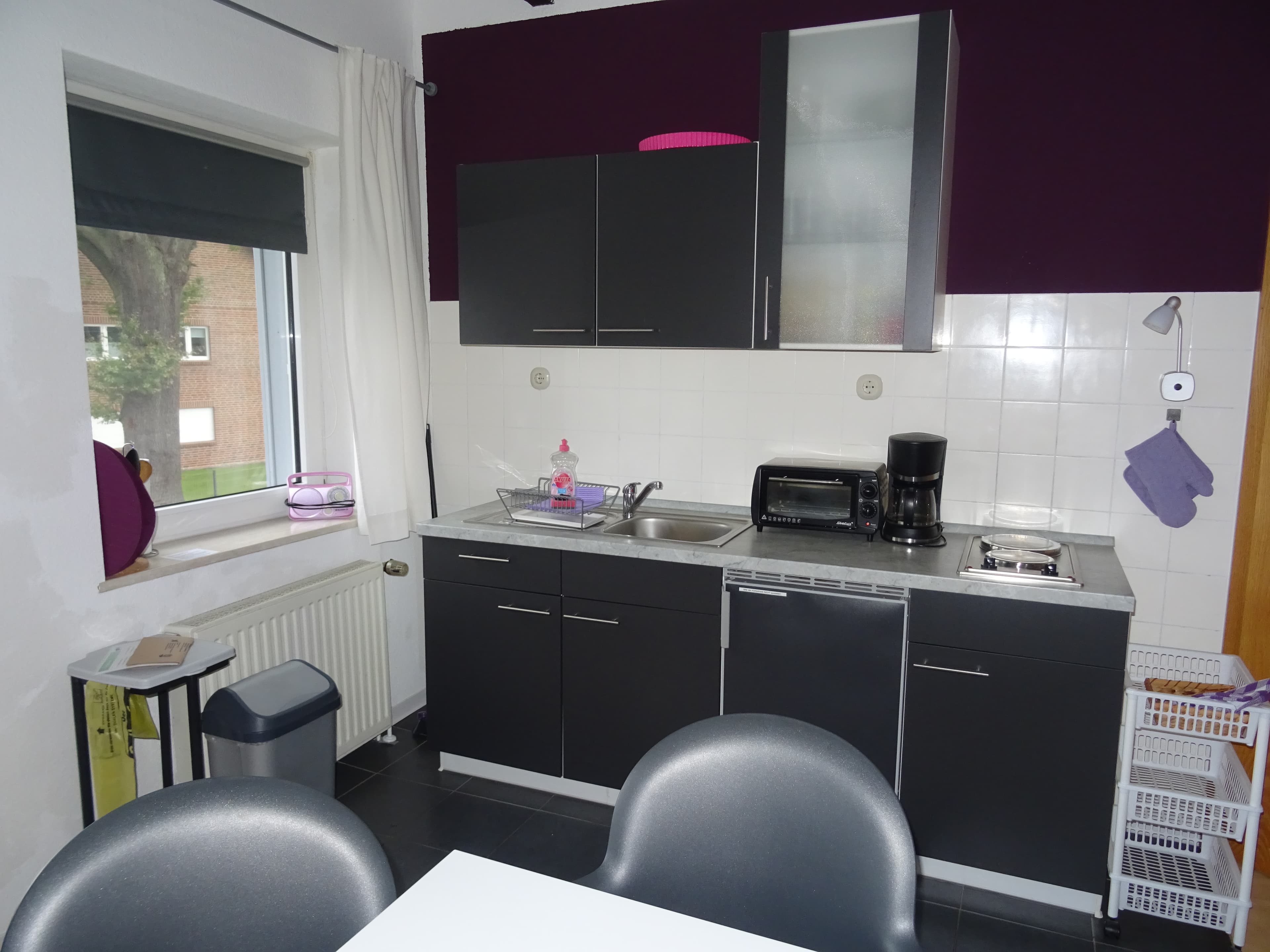 Küchenzeile in dem Apartment 4 des Scharnebecker Gästehauses in Scharnebeck