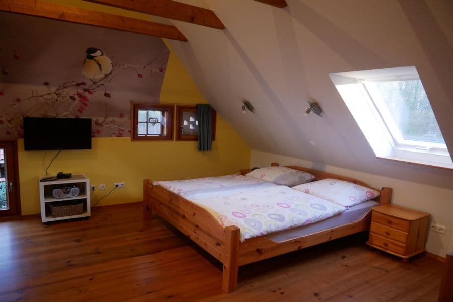Doppelzimmer der Ferienwohnung Meisennest auf dem Ferienhof Holste