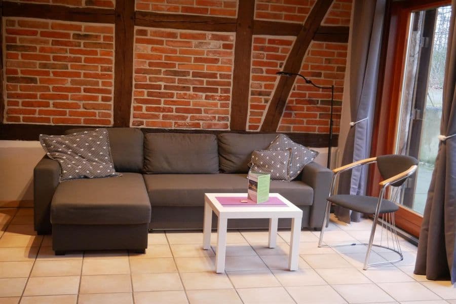 Wohnbereich der Ferienwohnung Schafstall auf dem Ferienhof Holste