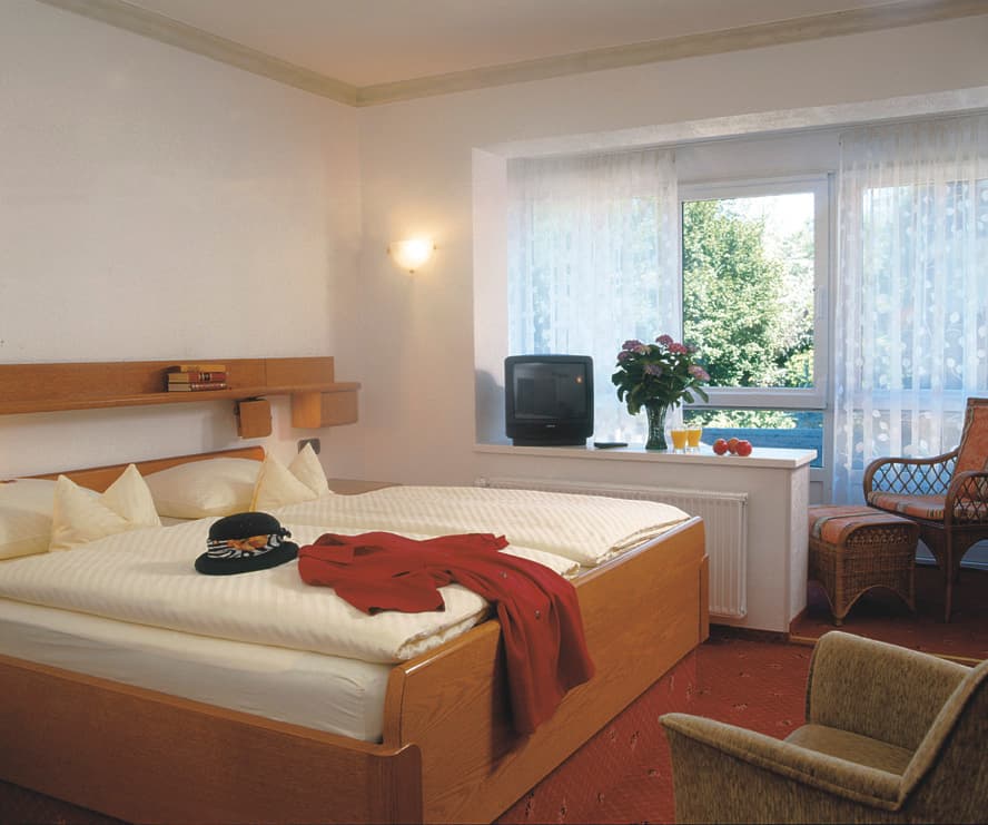 Kur- und Kneipp Hotel-Pension Zum Goldenen Hirsch