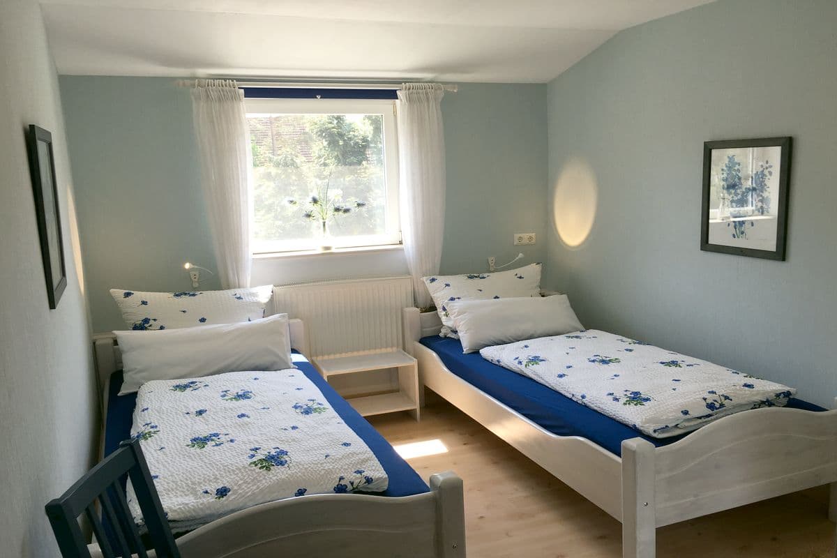 Schlafzimmer 2 Ferienwohnung 2 im Haus 52° Nord