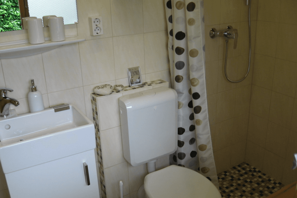 Badezimmer Ferienhaus Holzhaus am Heidesee Müden Örtze