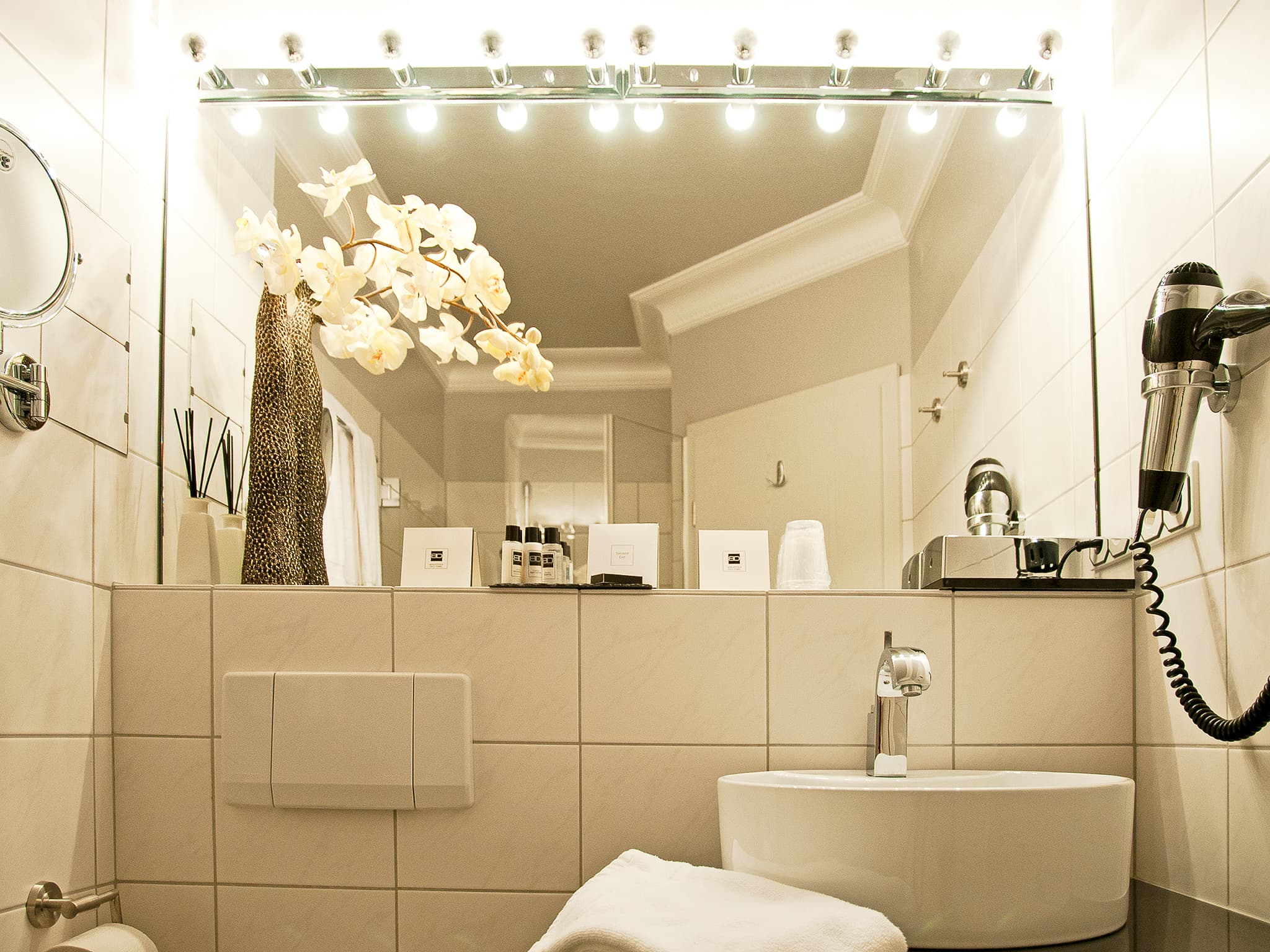 Badezimmer in dem Amethyst Hotel in Lüneburg