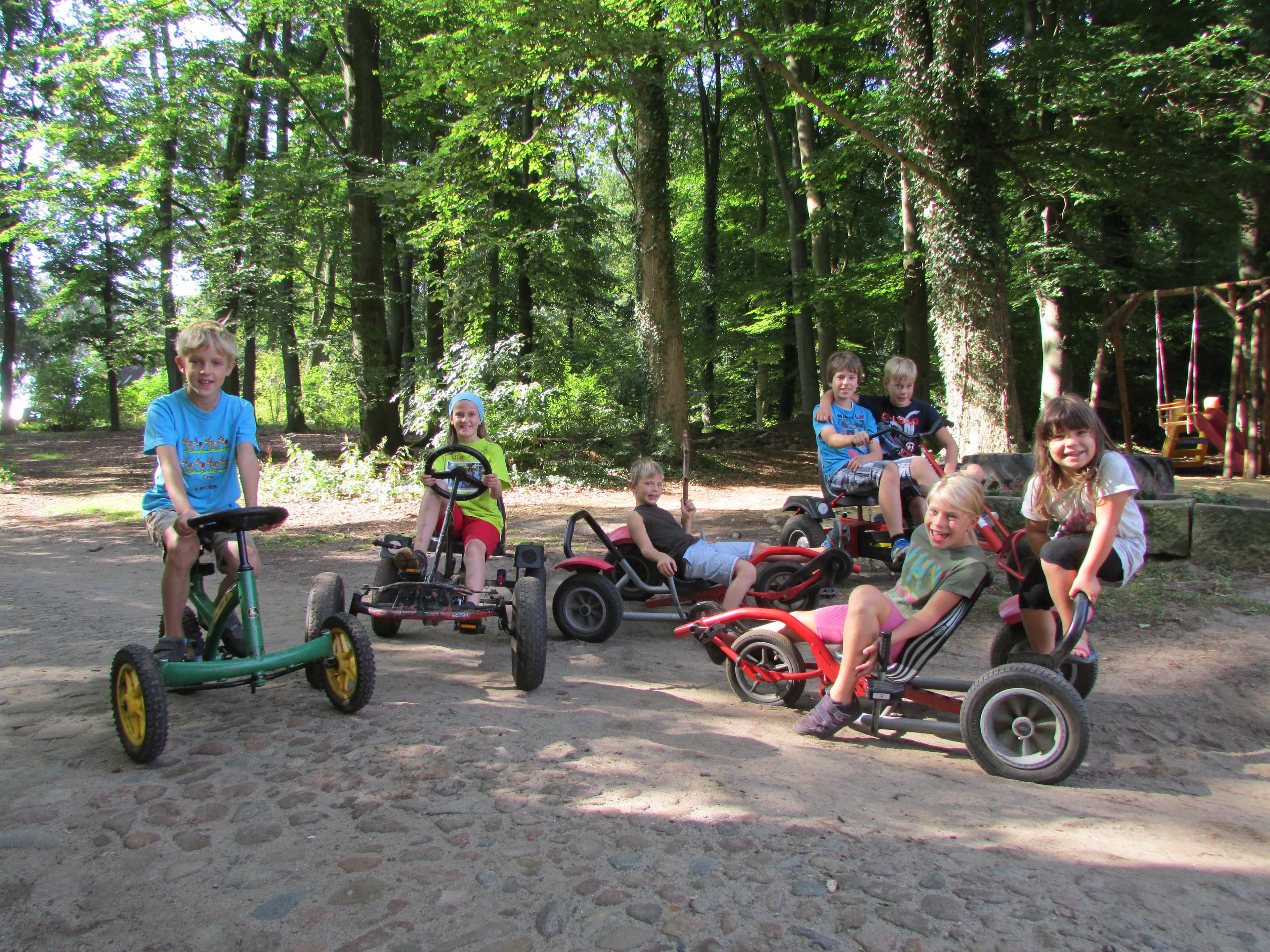 Kettcars der Ferienwohnungen Gut Grasbeck in Walsrode