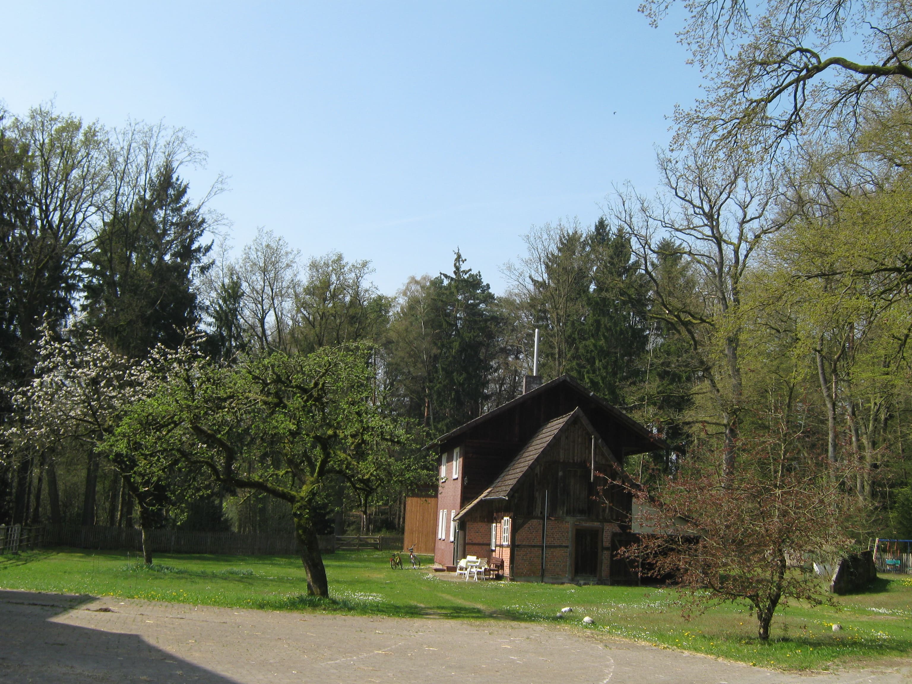Zufahrt zum Hof Schlüpke in Hermannsburg