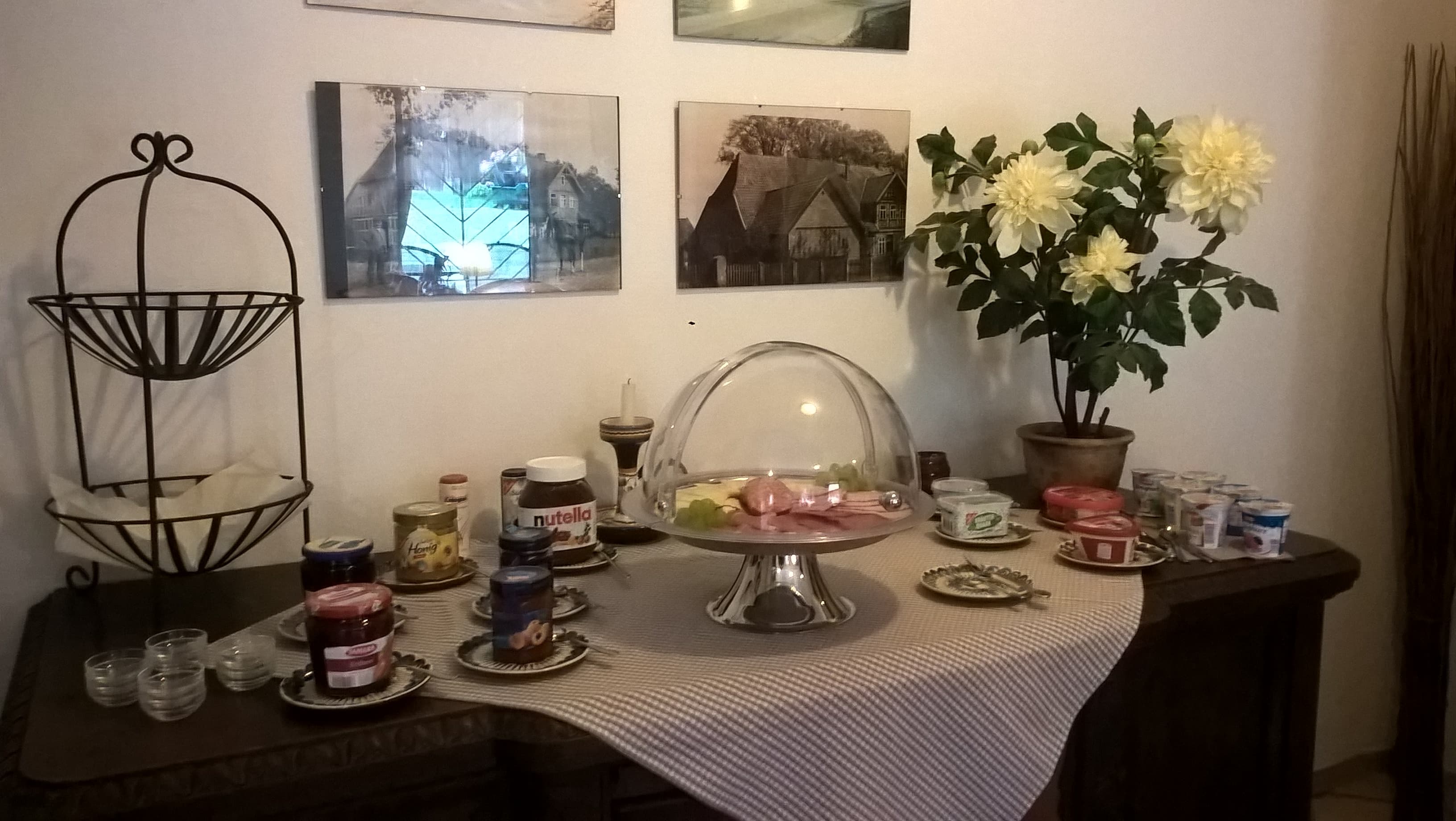 Frühstücksbuffet in der Privatpension Dischers Hof