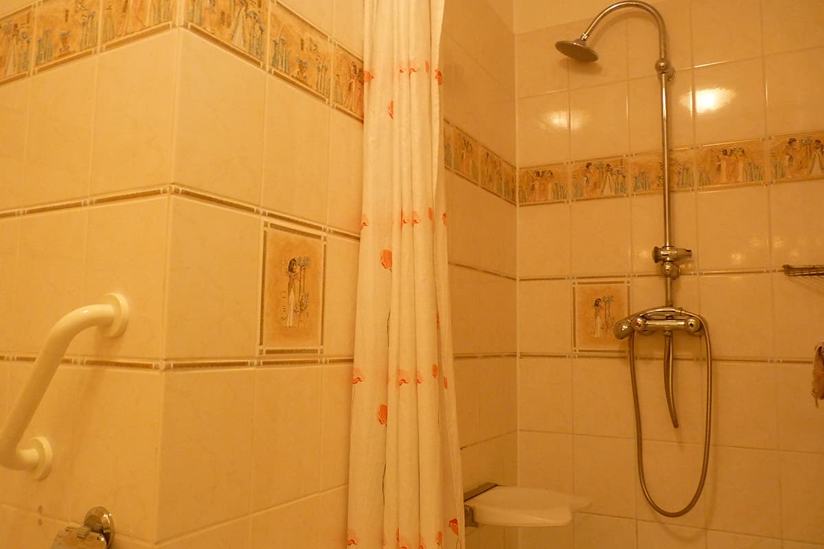 Ferienwohnungen Pension LindhoferApartments Pension LindhoferFerielejligheder Pension LindhoferVakantiewoningen Pension Lindhofer