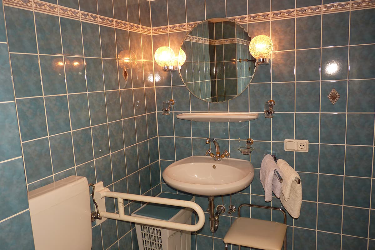 Ferienwohnungen Pension LindhoferApartments Pension LindhoferFerielejligheder Pension LindhoferVakantiewoningen Pension Lindhofer