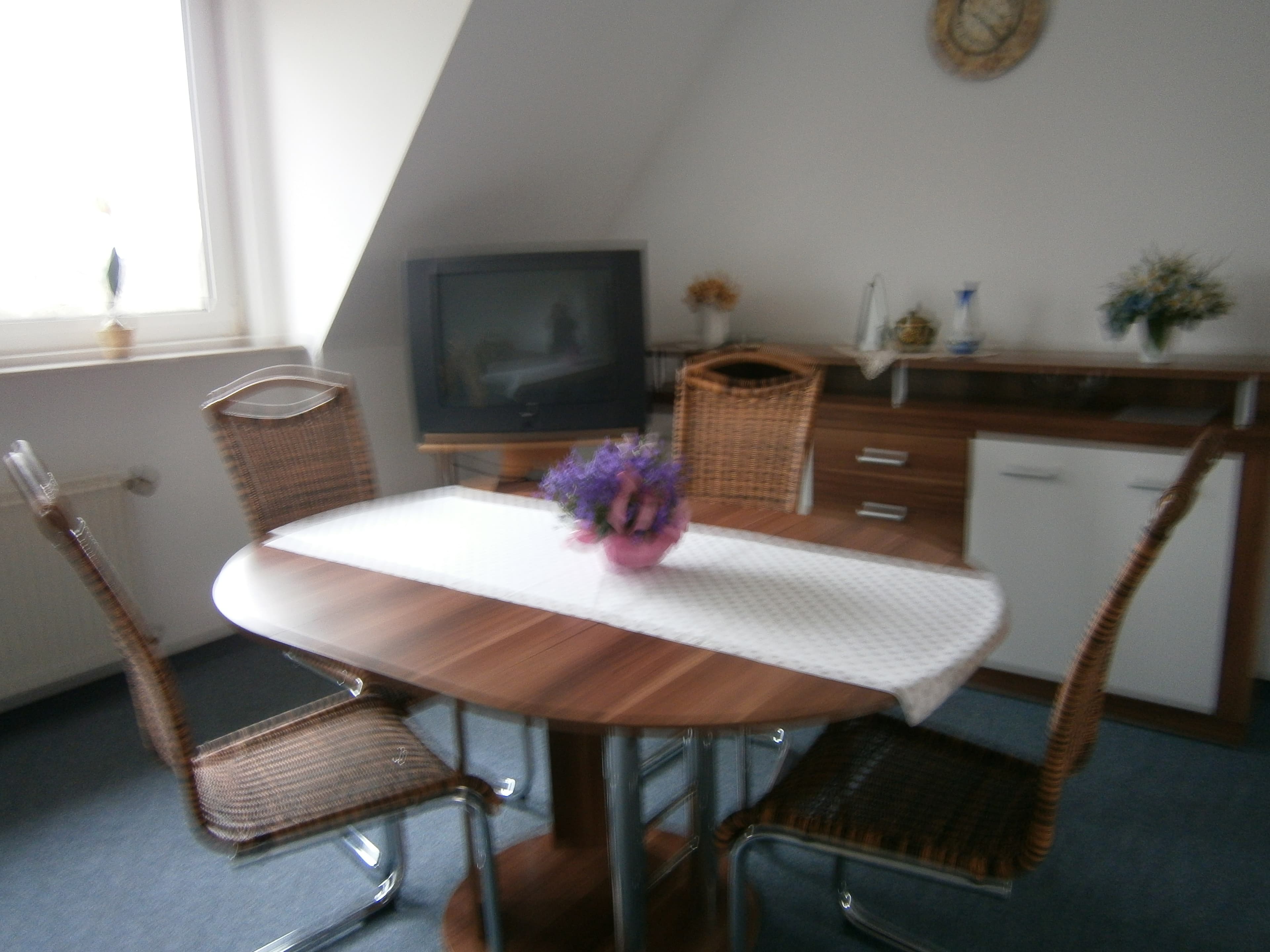 Esstisch in den Ferienwohnungen Thiele in Hollenstedt