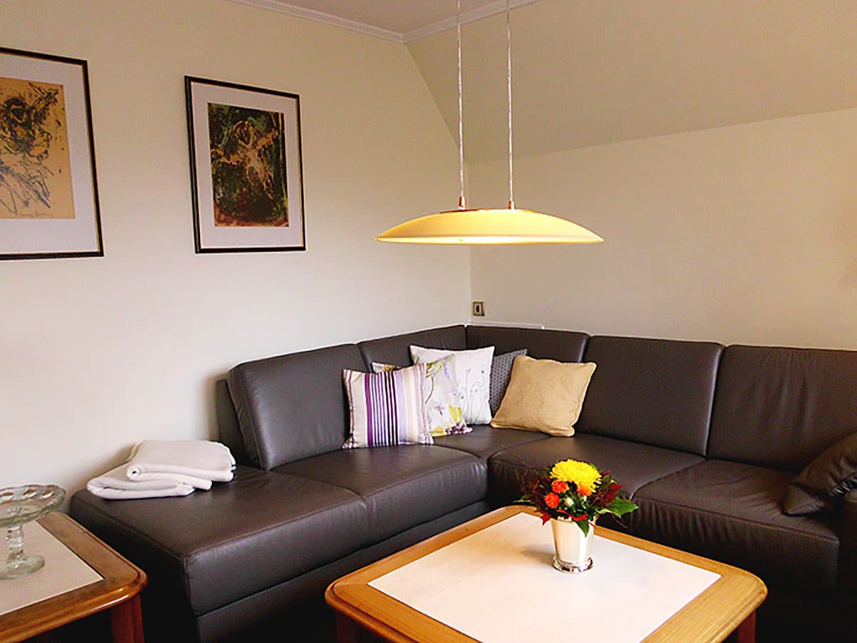 Wohnzimmer in der Ferienwohnung Am Heidepark in Bispingen