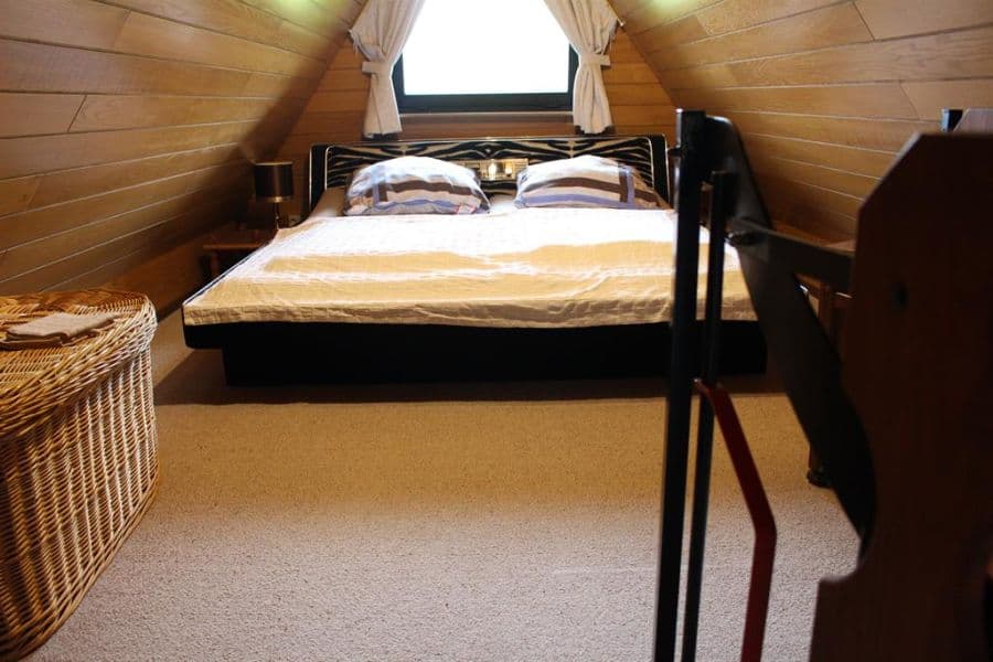 Schlafzimmer mit Doppelbett Heidehuus Petersen