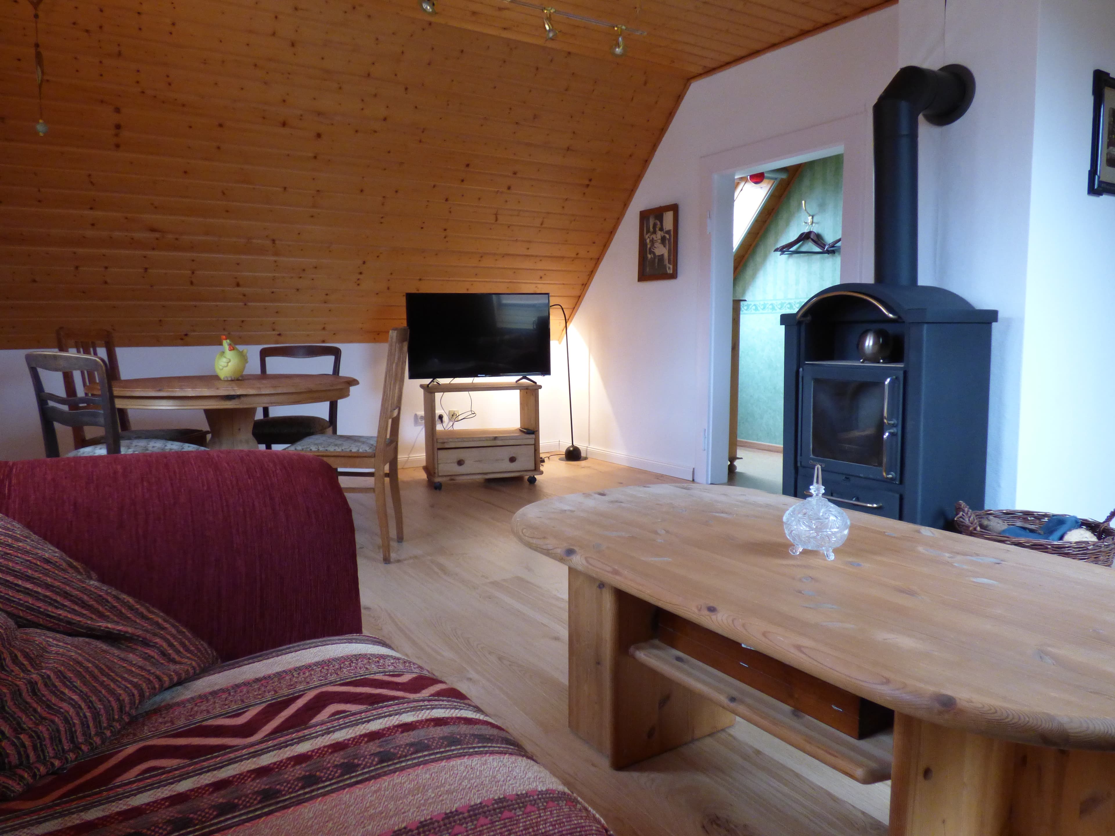 Wohnzimmer mit Essecke