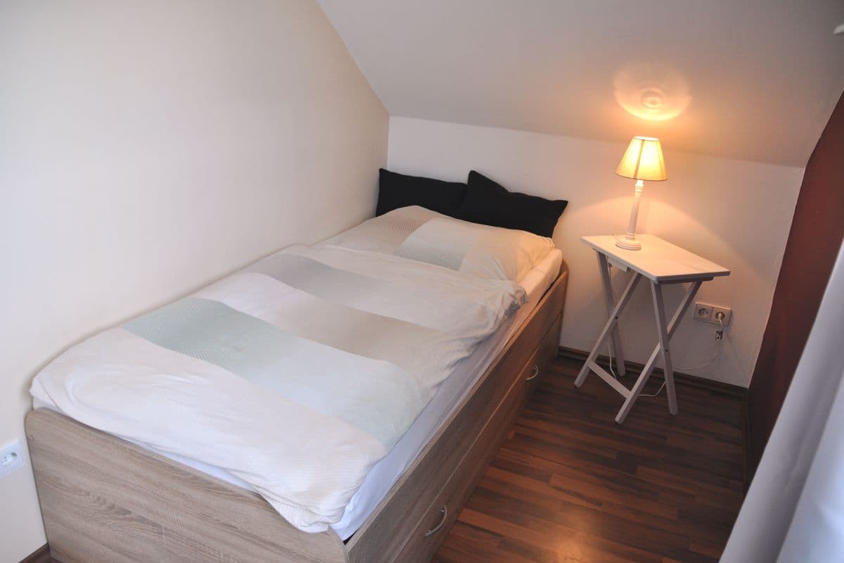 Ein Schlafzimmer im Landhaus Schepelse in Eicklingen