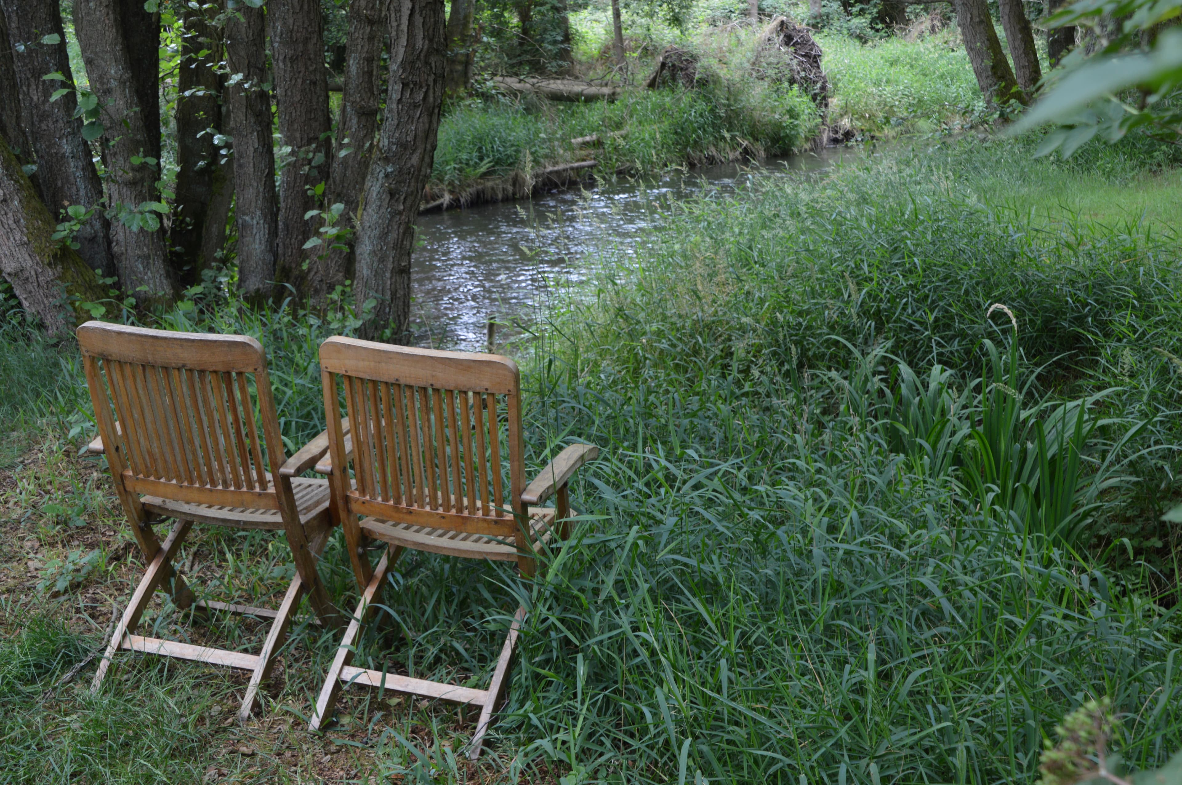 Sitzplätze an der Luhe