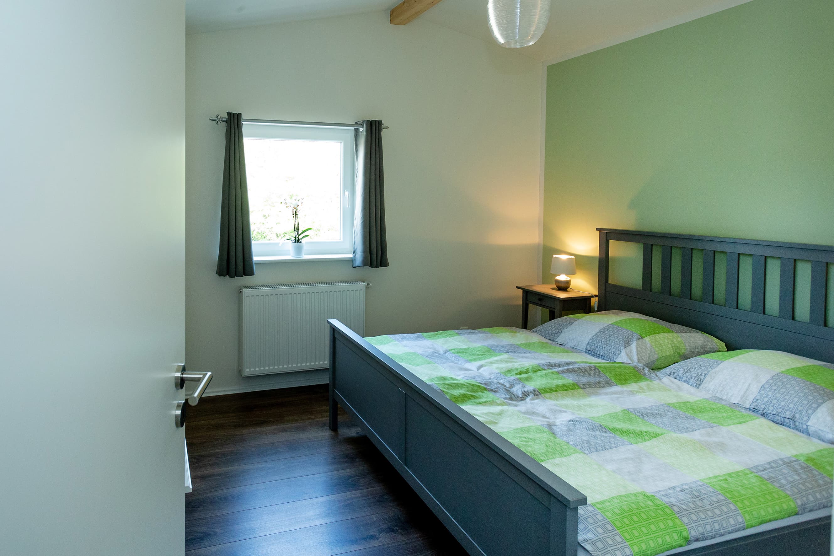 Schlafzimmer in der Ferienwohnung Zur Heideblüte in Toppenstedt