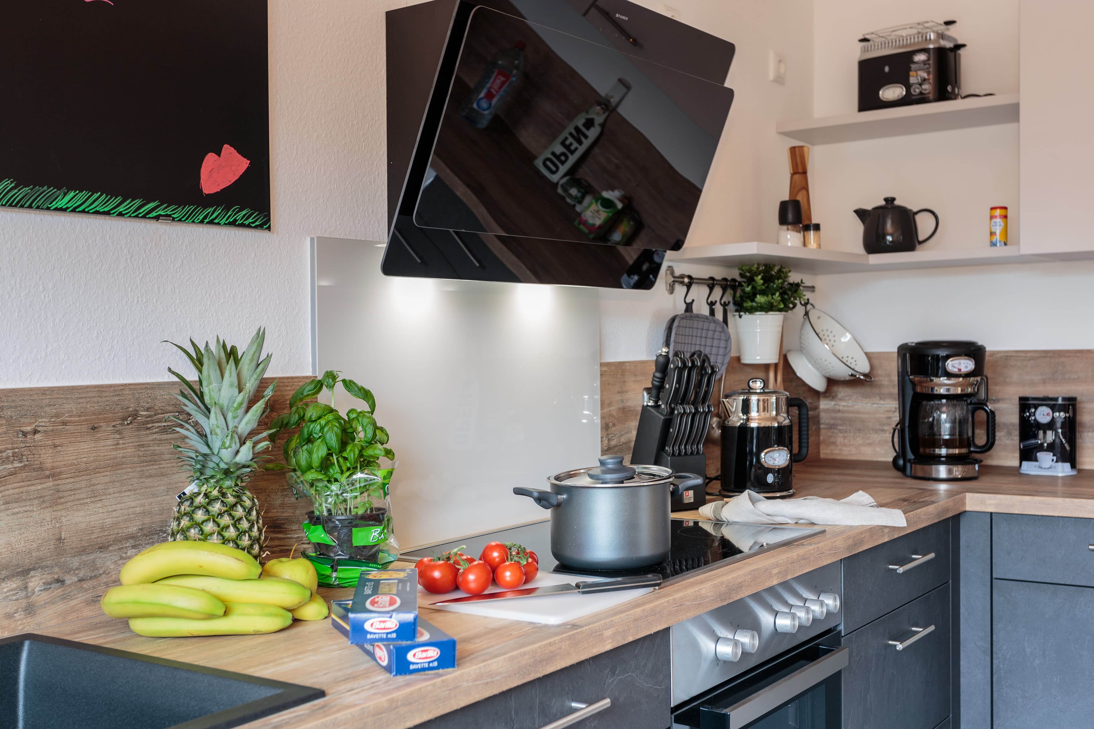 Ferienwohnungen Zedernweg Mit Waschtrockner und Spülmaschine