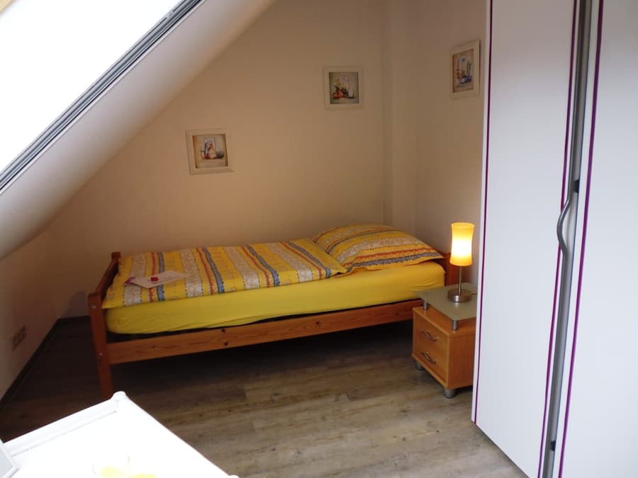 Einzelzimmer in der Ferienwohnung am Wald Unterlüß