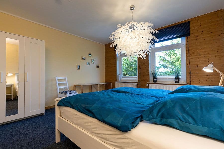 Schlafzimmer in der Ferienwohnung The Old Heroes Flat in Hermannsburg