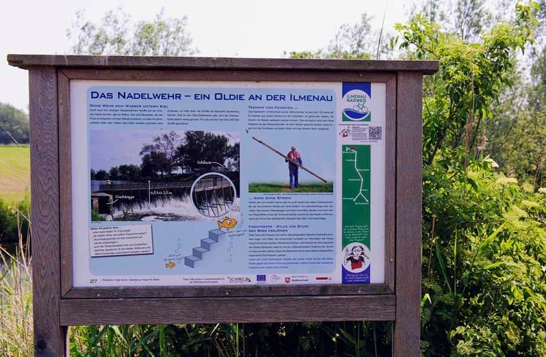 man erfährt viel auf den Informationstafeln am Ilmenau Radweg