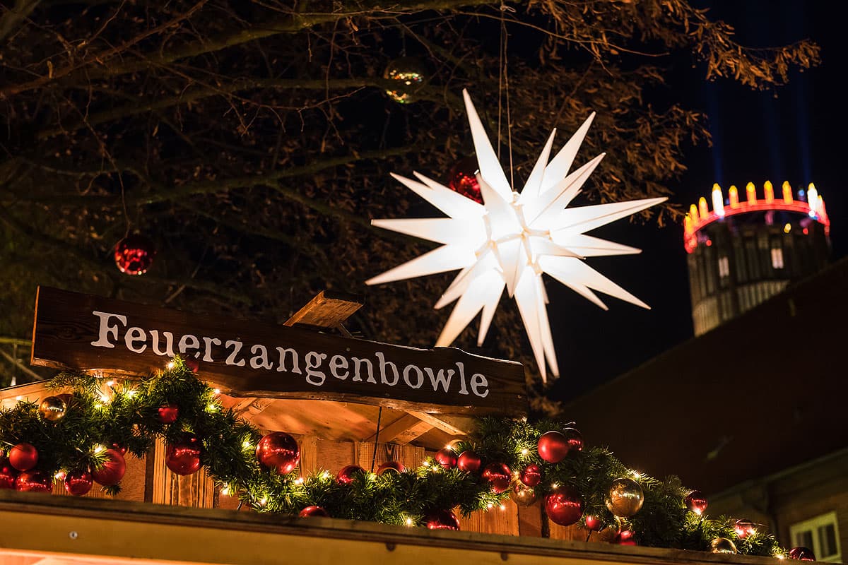 Weihnachtsmarkt Lueneburg Feuerzangenbowl Weihnachtsstern