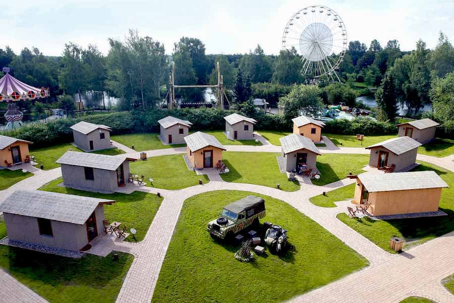 Übernachtung im Serengeti Park