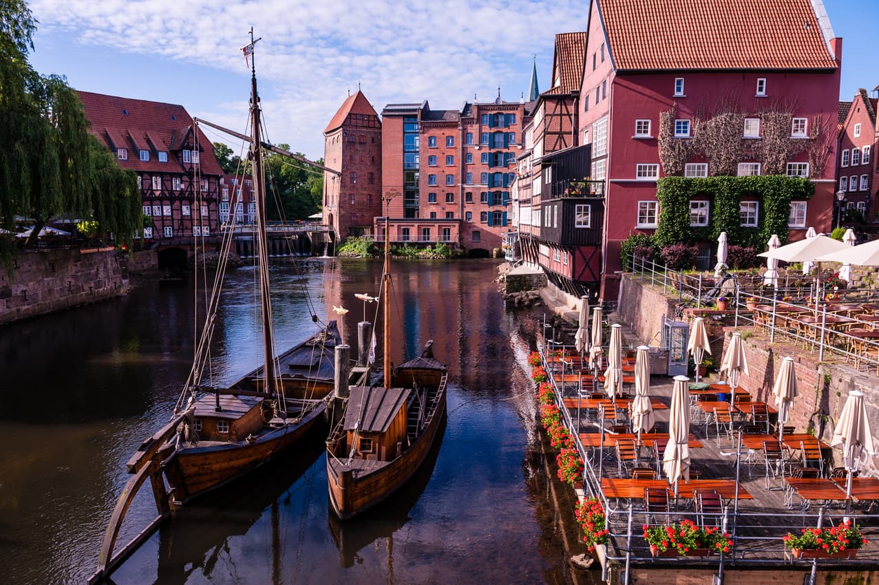 Lüneburgs Hafen hat viele Restaurants